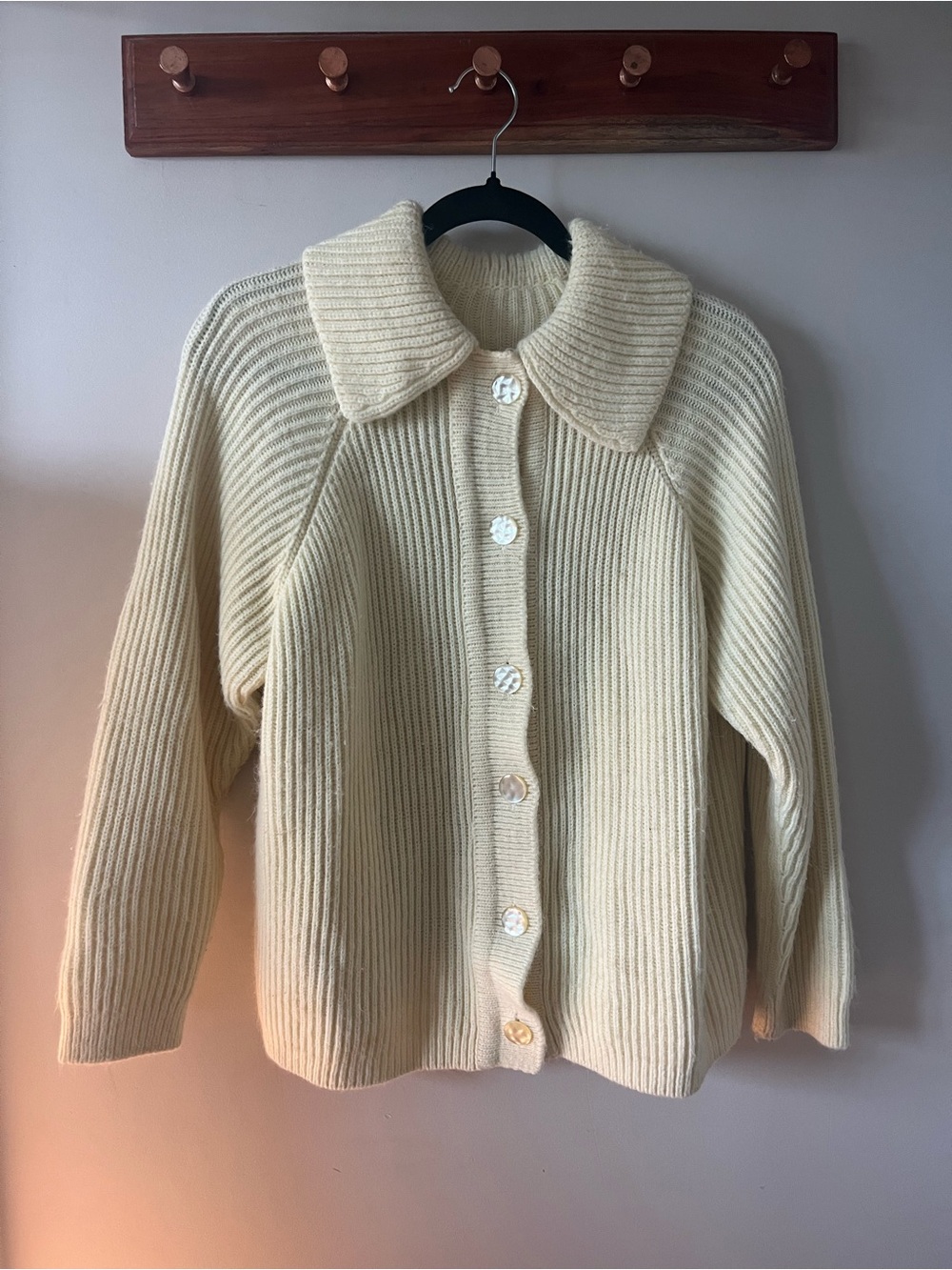 Light Yellow/Cream Ribbed Button-Front Women's Cardigan